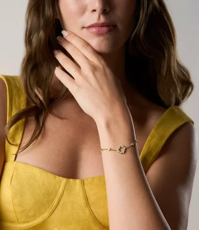 Ellis Mixed Shapes Gold-Tone Brass Station Bracelet Ellis Mixed Shapes Gold-Tone Brass Station Bracelet