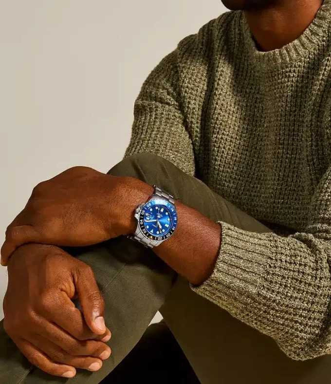 Fossil Blue GMT Stainless Steel Watch Fossil Blue GMT Stainless Steel Watch