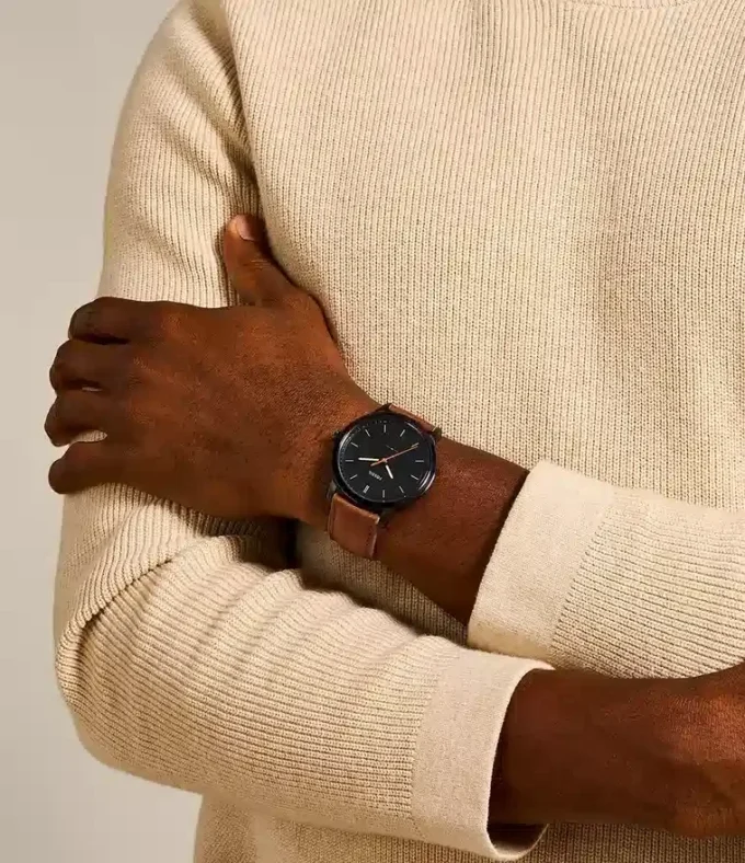 Minimalist Slim Three-Hand Light Brown Leather Watch Minimalist Slim Three-Hand Light Brown Leather Watch